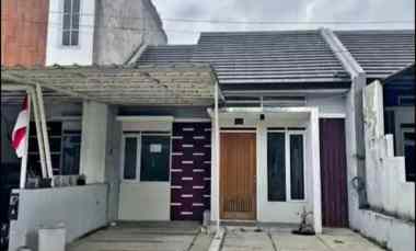 dijual rumah arcamanik