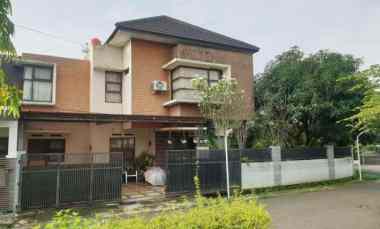 dijual rumah arcamanik