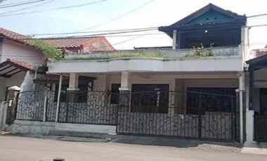 dijual rumah arcamanik endah