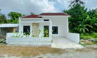 dijual rumah argomulyo kec sedayu