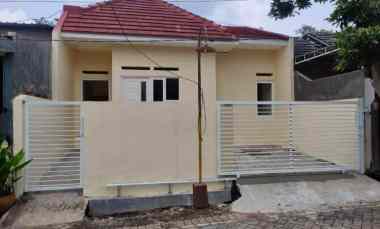 dijual rumah asrikaton pakis malang