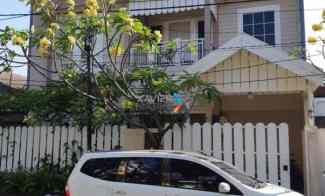 Dijual Rumah Usaha Babatan Pantai Bagus Lokasi Strategis