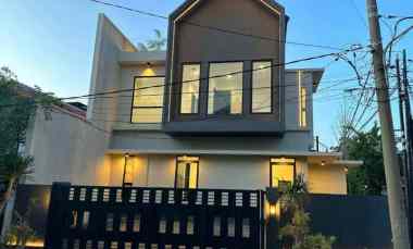 dijual rumah babatan pantai