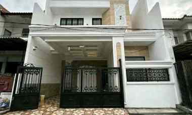 dijual rumah babatan pantai