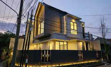 New Luxury Scandinavian Area Babatan Pantai dekat Kenjeran, Unair