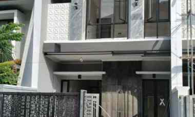 dijual rumah babatan pantai
