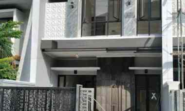 dijual rumah babatan pantai