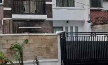 dijual rumah babatan pratama