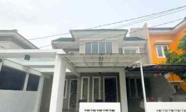 dijual rumah bagus 2 lantai siap pakai