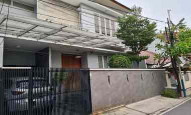 dijual rumah bagus di cempaka putih jakarta pusat