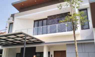 gambar dijual rumah banglen widodomartani