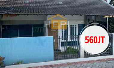 dijual rumah bangunan lama di tanah mas semarang