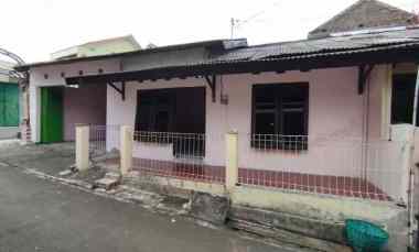 dijual rumah banjarsari surakarta