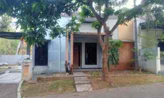 Rumah di Cluster Perumahan Mega Residence Banyumanik Semarang