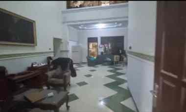 dijual rumah baratajaya