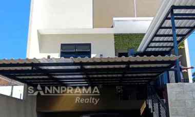 dijual rumah baru 2 lantai di beji depok