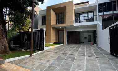 dijual rumah baru dalam komplek di pondok indah