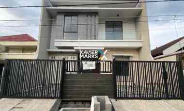 Dijual Rumah 2 Lantai Baru Gress Daerah Manyar