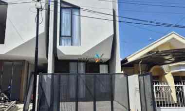 dijual rumah baru di sutorejo semi furnished