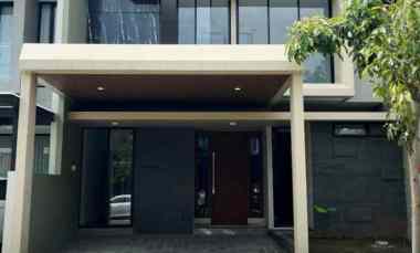 dijual rumah baru gress di citraland cluster woodland