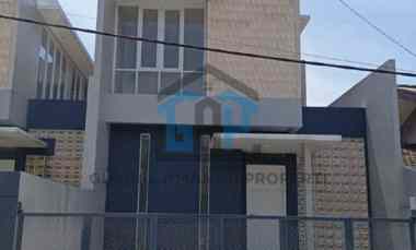 Rumah Dijual di Komplek Cihanjuang