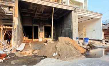 Dijual Rumah Baru Modern Minimalis Lokasi Sawojajar