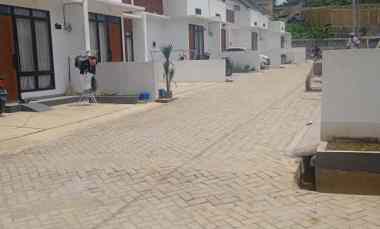 dijual rumah bedahan