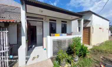 dijual rumah belimbing kosambi kab