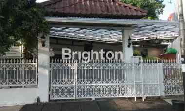 dijual rumah bidakara jl gatot subroto