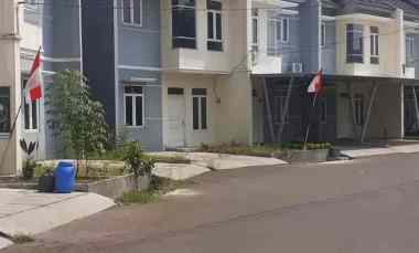 dijual rumah binong karawaci