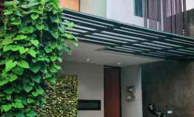 dijual rumah bintaro sektor 2