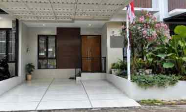 dijual rumah bintaro sektor 2