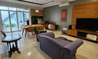 dijual rumah bintaro sektor 3