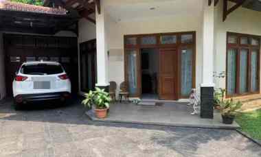 Dijual Rumah Luas Lokasi Strategis Lokasi Area Bintaro Sektor 7