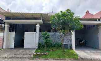 Rumah Villa Golf Araya dekat Kampus Binus Blimbing Kota Malang