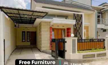 dijual rumah blok o