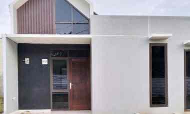 dijual rumah bomang