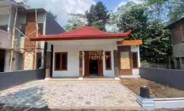 dijual rumah borobudur