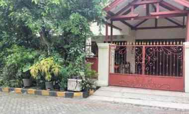 dijual rumah bratang binangun