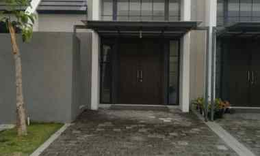 dijual rumah bringkang kec menganti gresik
