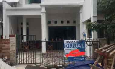 dijual rumah brji beji depok