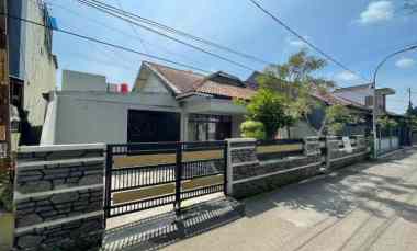 dijual rumah buanasari raya