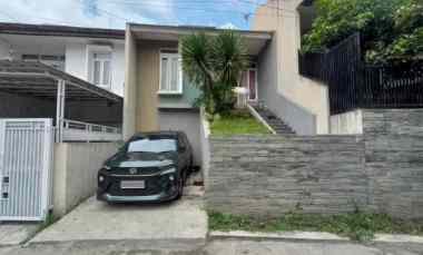 dijual rumah bukit sariwangi