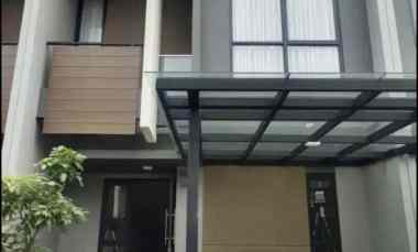 Rumah Minimalis Keren Mantap di Cluster Orchard Sumarecon, Bekasi
