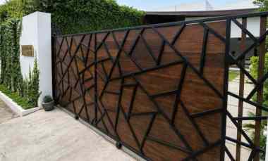 dijual rumah burangkeng