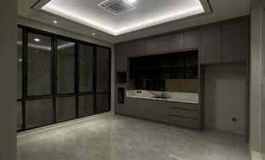 Dijual Rumah Royal Residence Surabaya Barat 3 Lantai Ada Attic Rooftop