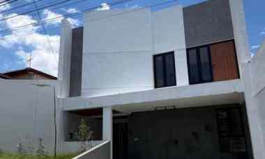 Rumah Baru Modern 2 Lantai di Candi Gebang Utara Amikom
