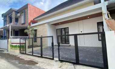 Rumah Siap Huni Design Modern, Bisa Kpr di Caturharjo Sleman