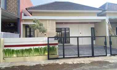 dijual rumah caturharjo sleman yogyakarta