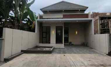 dijual rumah cebongan
